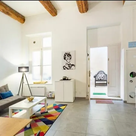 T2 Renove Avec Mezzanine : Smoothie Et Bikini *
